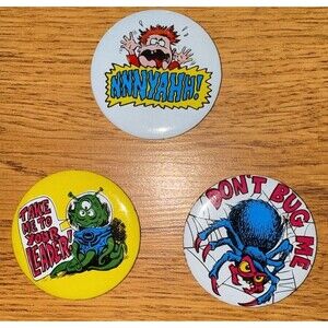 Vtg Lot of 3 Metal Pinback Buttons 1970s Mid-Century 2" Spider Alien Humor Retro